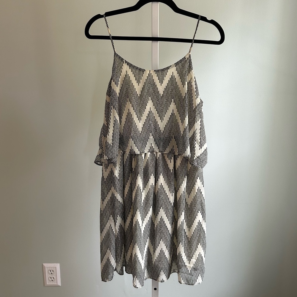 Zouk Black Cream Chevron Tiered Mini Dress